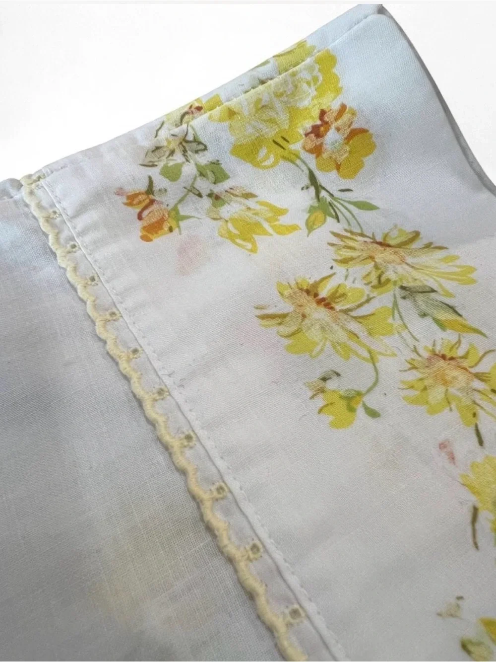 Vintage 70’s Floral Yellow Rose Pillowcases